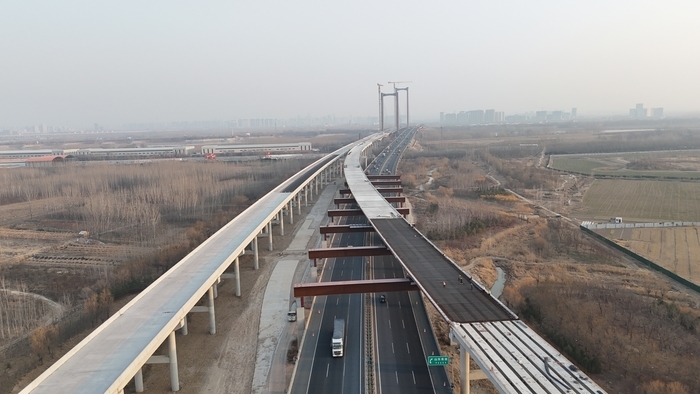 國內(nèi)首條高速公路車道“六改十二”，京臺高速齊濟段拿下多項智能首創(chuàng)
