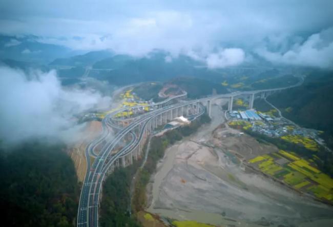 見證歷史！九綿高速即將通車，九寨溝“無高速時代”終結(jié)